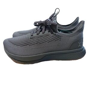 Flux Adapt Runner Gray Gum Mens Size 7 Womens Size 8.5 Running Athletic Shoes